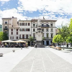  Apartment Shades Of With Private Terrace By Rent Italy